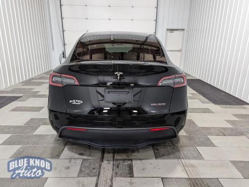 2023 Tesla Model Y Performance Dual Motor All-Wheel Drive