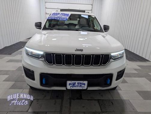 2022 Jeep Grand Cherokee 4xe Overland