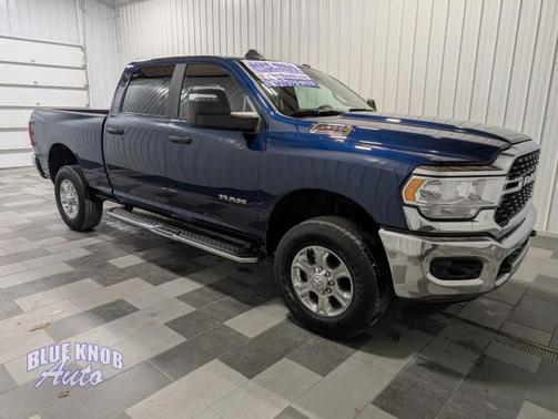 2024 RAM 2500 Big Horn Crew Cab 4x4 6'4' Box