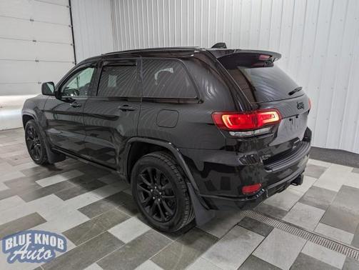 2021 Jeep Grand Cherokee Laredo