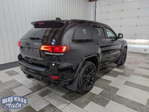 2021 Jeep Grand Cherokee Laredo