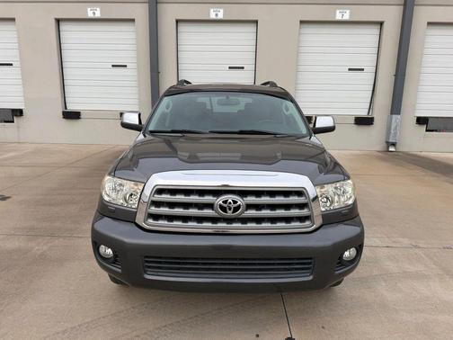 2016 Toyota Sequoia Limited