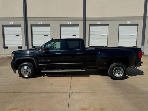2015 GMC Sierra 3500 Denali