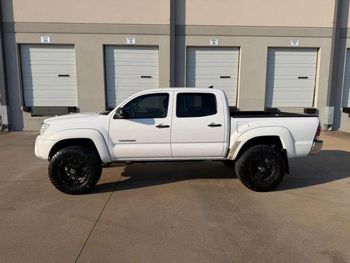 2012 Toyota Tacoma Base