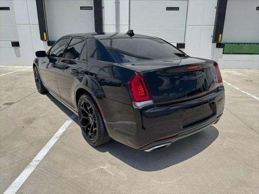 2021 Chrysler 300 S