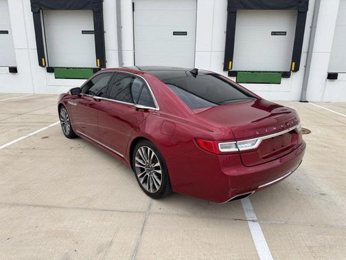 2018 Lincoln Continental Select