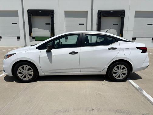 Fresh Powder 2022 Nissan Versa 1.6 S