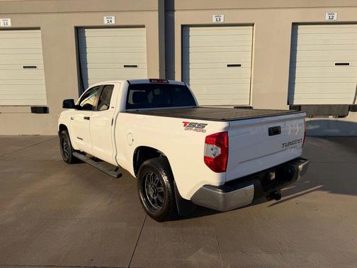 2015 Toyota Tundra SR5