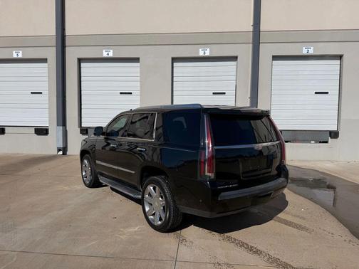 2018 Cadillac Escalade Premium Luxury