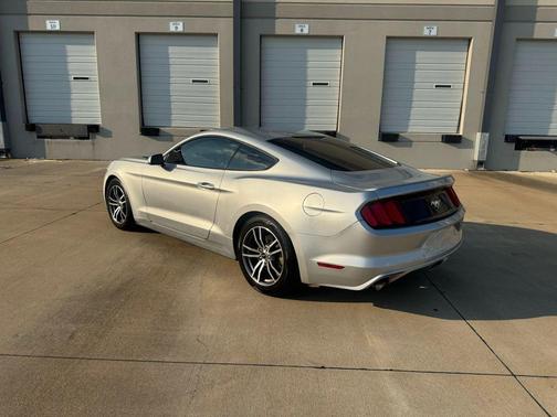 2016 Ford Mustang EcoBoost