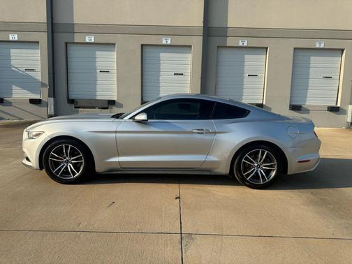 2016 Ford Mustang EcoBoost