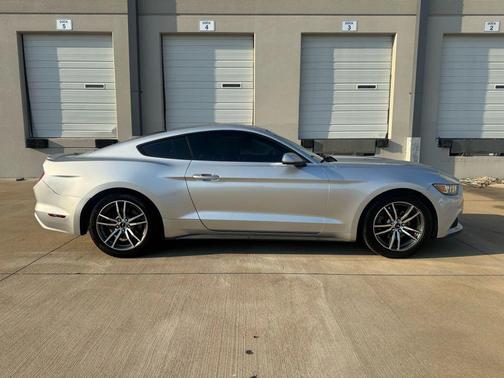 2016 Ford Mustang EcoBoost