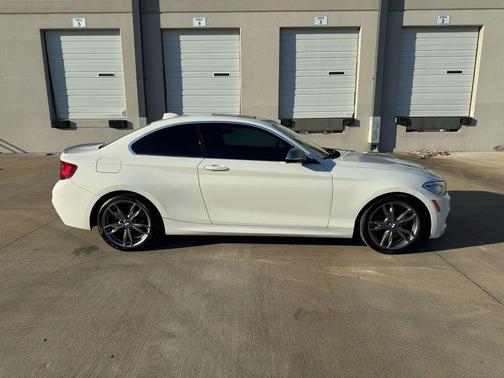 2016 BMW M2 Base