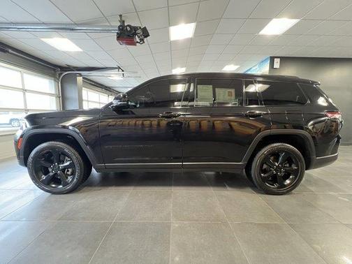 2024 Jeep Grand Cherokee L Laredo