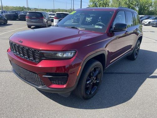 2022 Jeep Grand Cherokee Altitude