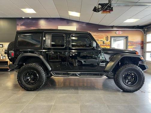2020 Jeep Wrangler Unlimited Freedom