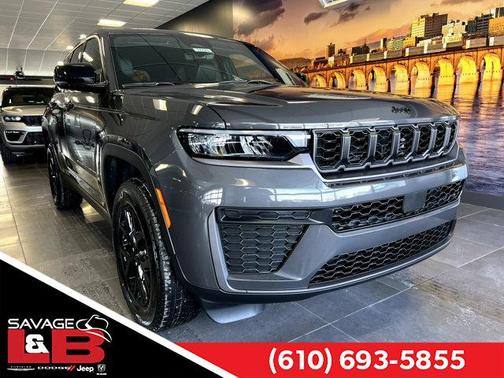 2026 Jeep Grand Cherokee Laredo
