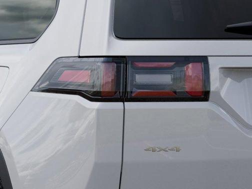Bright White Clearcoat 2026 Jeep Cherokee LAREDO/LIMITED