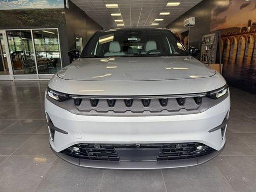 2025 Jeep Wagoneer S Limited