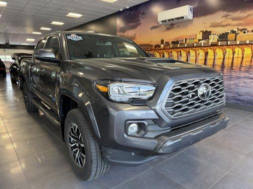2022 Toyota Tacoma SR