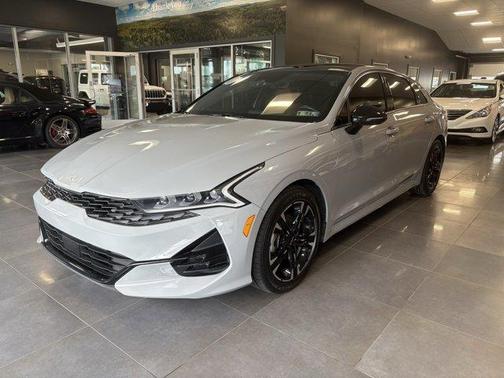 2022 Kia K5 GT-Line