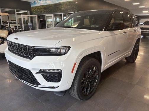 2025 Jeep Grand Cherokee Summit