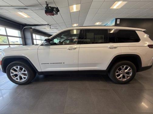 Bright White Clearcoat 2022 Jeep Grand Cherokee L Limited