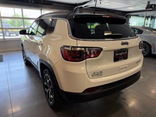 Bright White Clearcoat 2026 Jeep Compass Limited