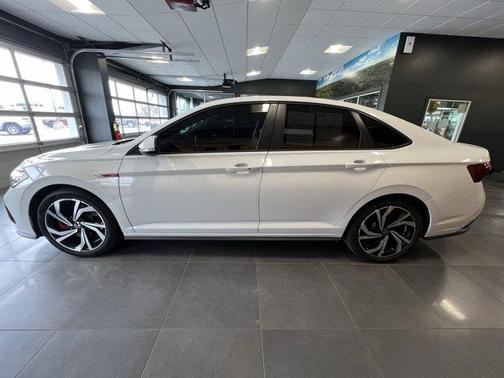 2024 Volkswagen Jetta GLI 2.0T Autobahn
