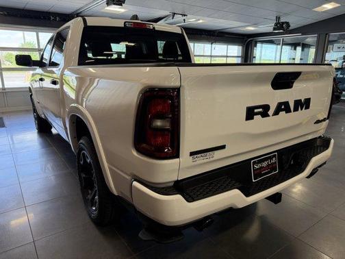 Bright White Clearcoat 2026 RAM 1500 Big Horn