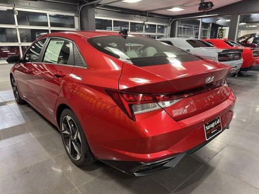2021 Hyundai ELANTRA Limited