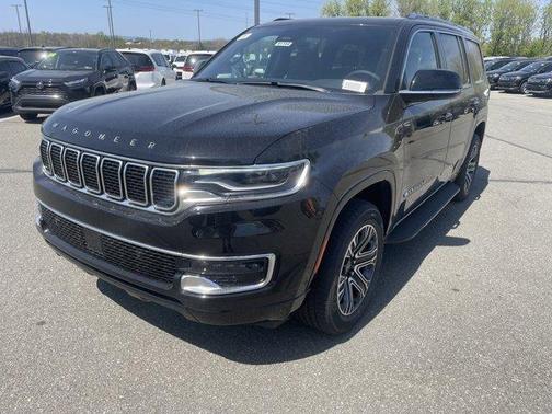 2025 Jeep Wagoneer Base