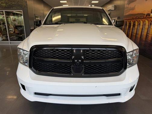Bright White Clearcoat 2017 RAM 1500 Express