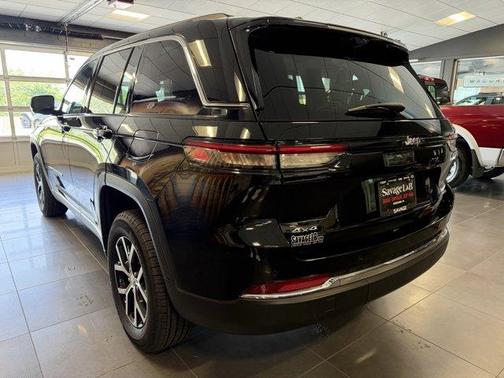 Diamond Black 2024 Jeep Grand Cherokee Limited
