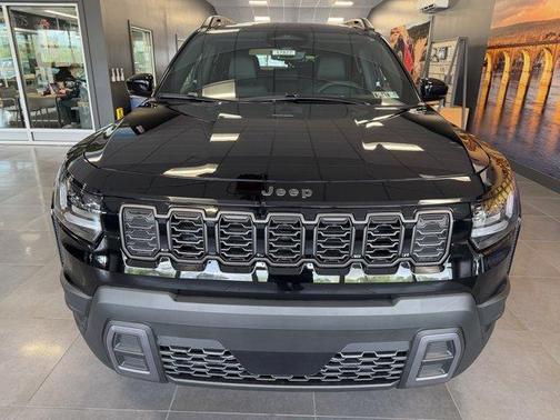 Diamond Black 2026 Jeep Cherokee LAREDO/LIMITED