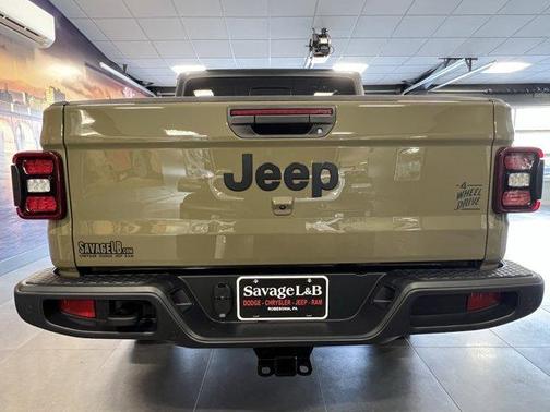2026 Jeep Gladiator Sport