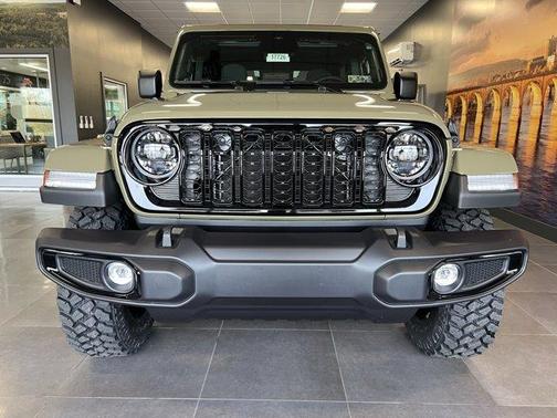 2026 Jeep Gladiator Sport