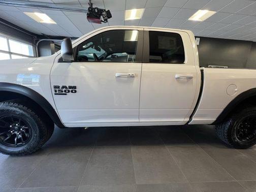 2021 RAM 1500 Classic SLT