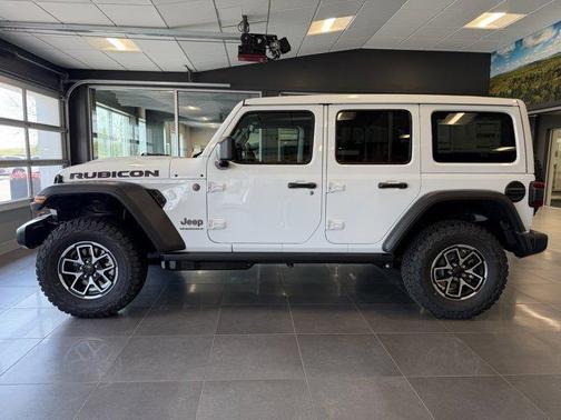 Bright White Clearcoat 2026 Jeep Wrangler Rubicon