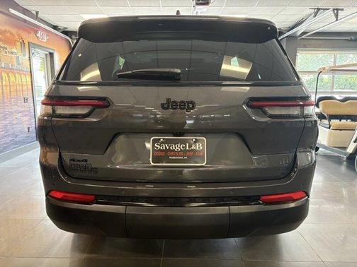2025 Jeep Grand Cherokee L Laredo