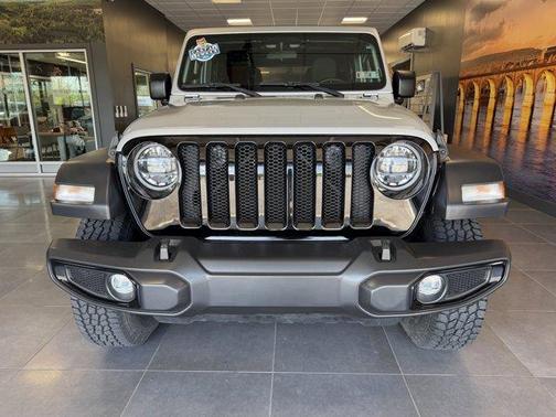Silver Zynith Clearcoat 2022 Jeep Wrangler Unlimited Sport