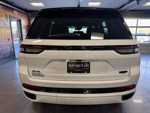 2025 Jeep Grand Cherokee Summit