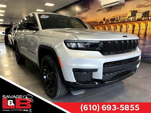2023 Jeep Grand Cherokee L Laredo
