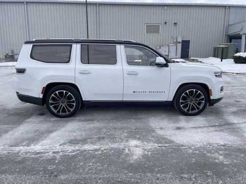 2022 Jeep Grand Wagoneer Series III