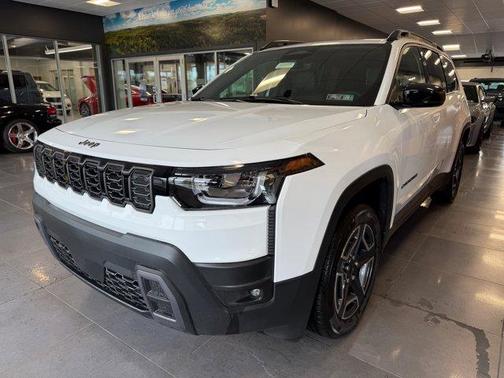 Bright White Clearcoat 2026 Jeep Cherokee LAREDO/LIMITED