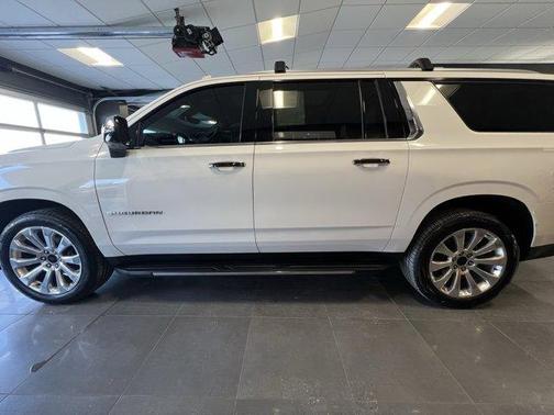 2021 Chevrolet Suburban Premier