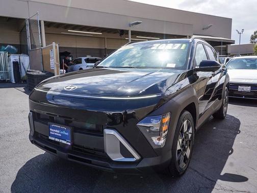 Black 2024 Hyundai KONA SEL
