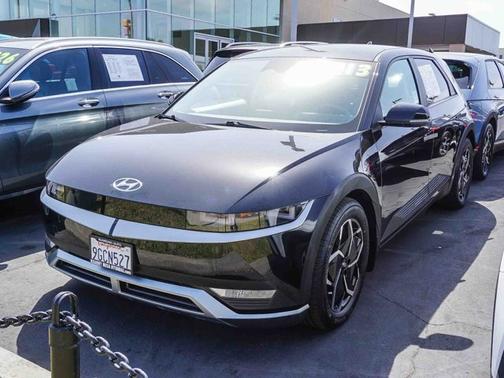 Black 2023 Hyundai IONIQ 5 SE