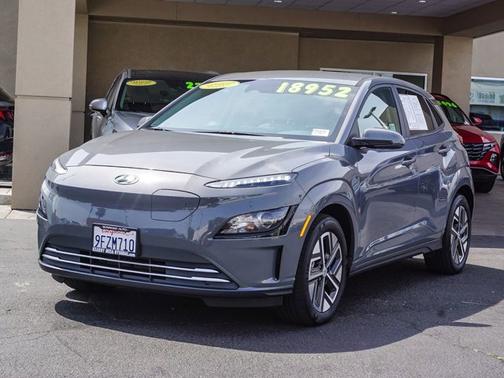 2023 Hyundai KONA EV SE