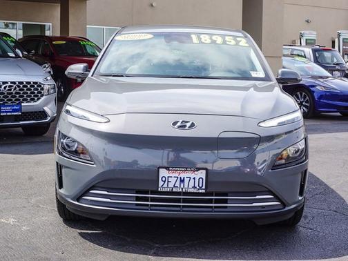 2023 Hyundai KONA EV SE